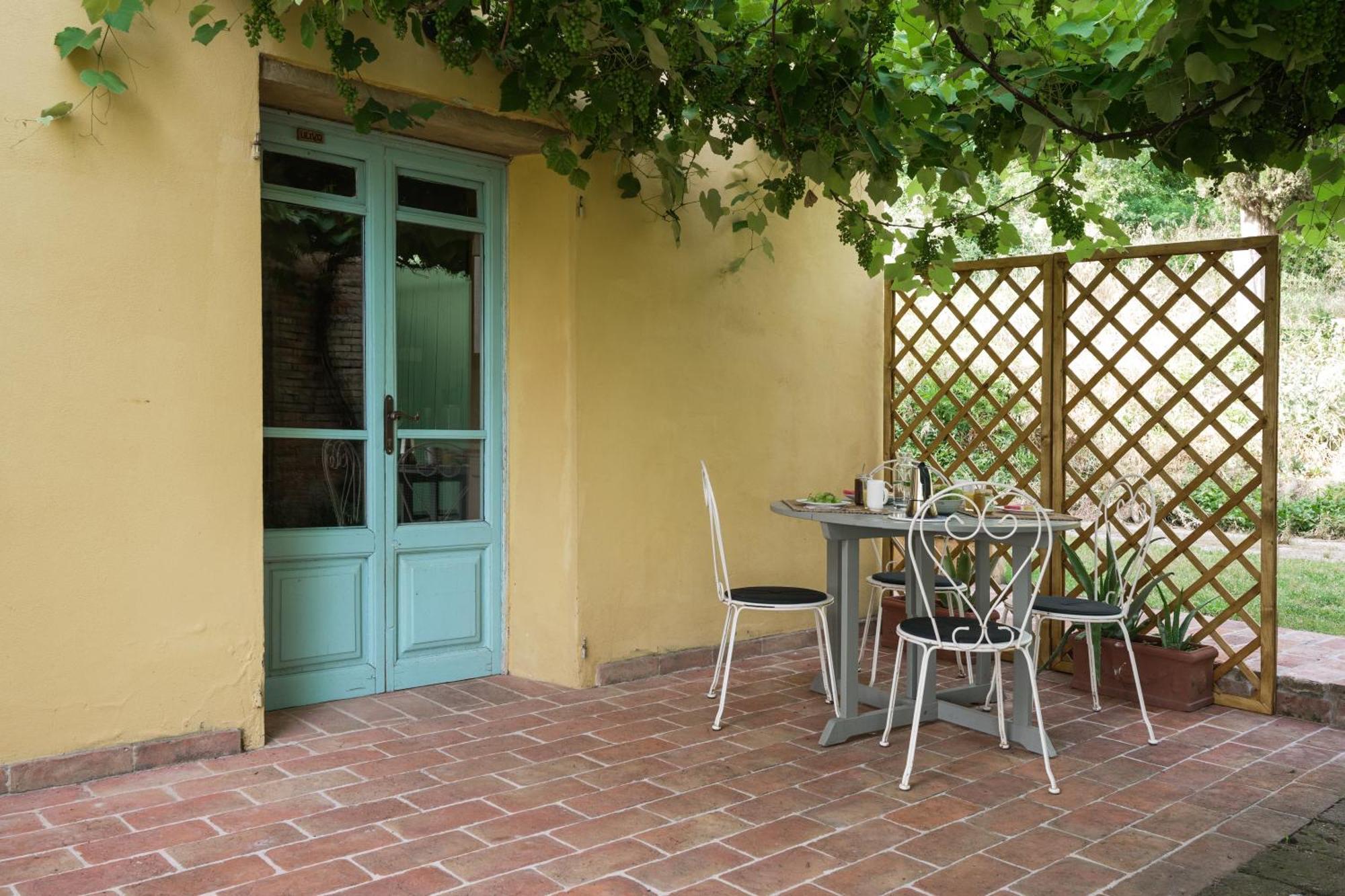 Agriturismo La Ca'Solare Palaia Luaran gambar