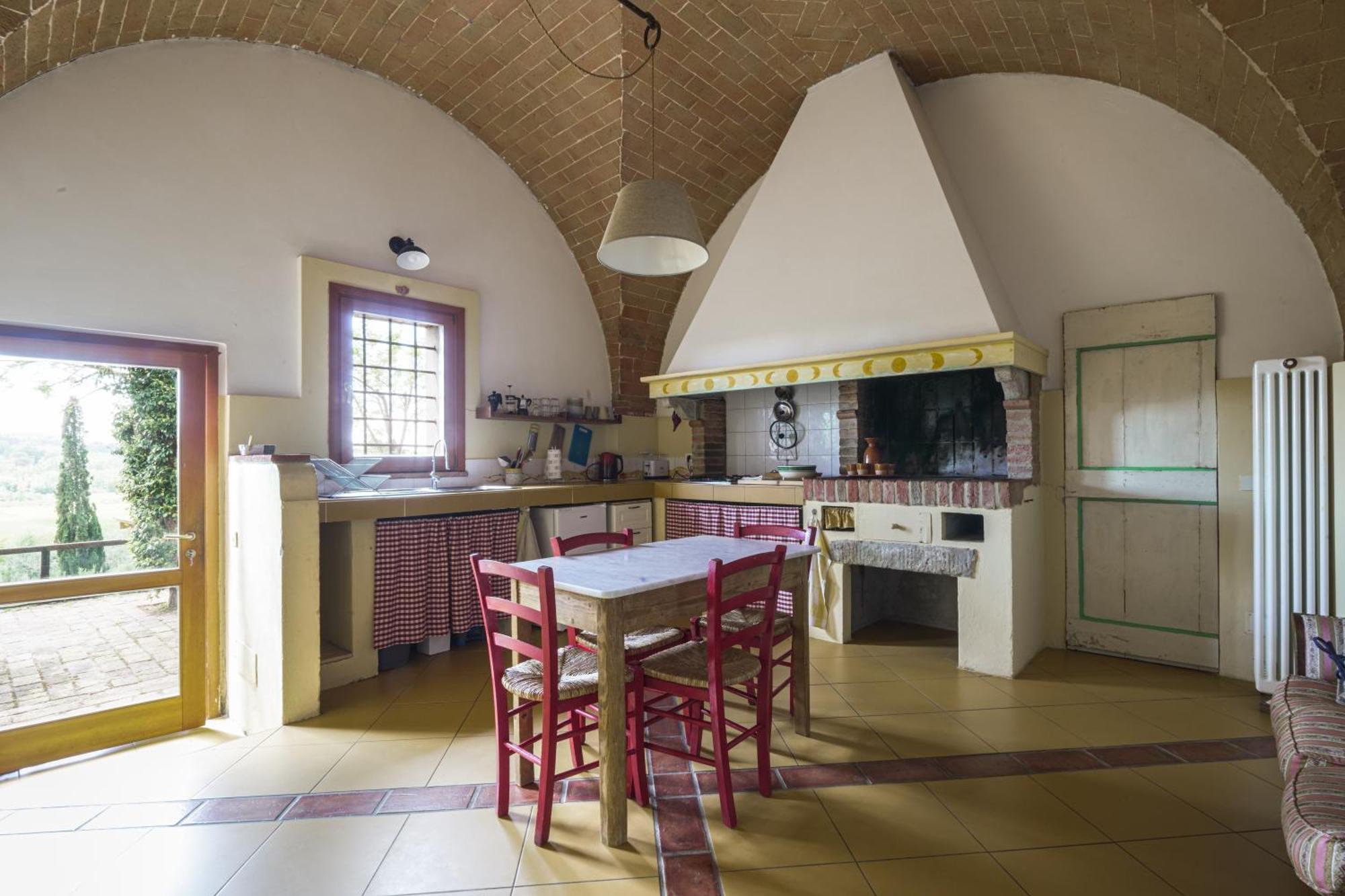 Agriturismo La Ca'Solare Palaia Luaran gambar