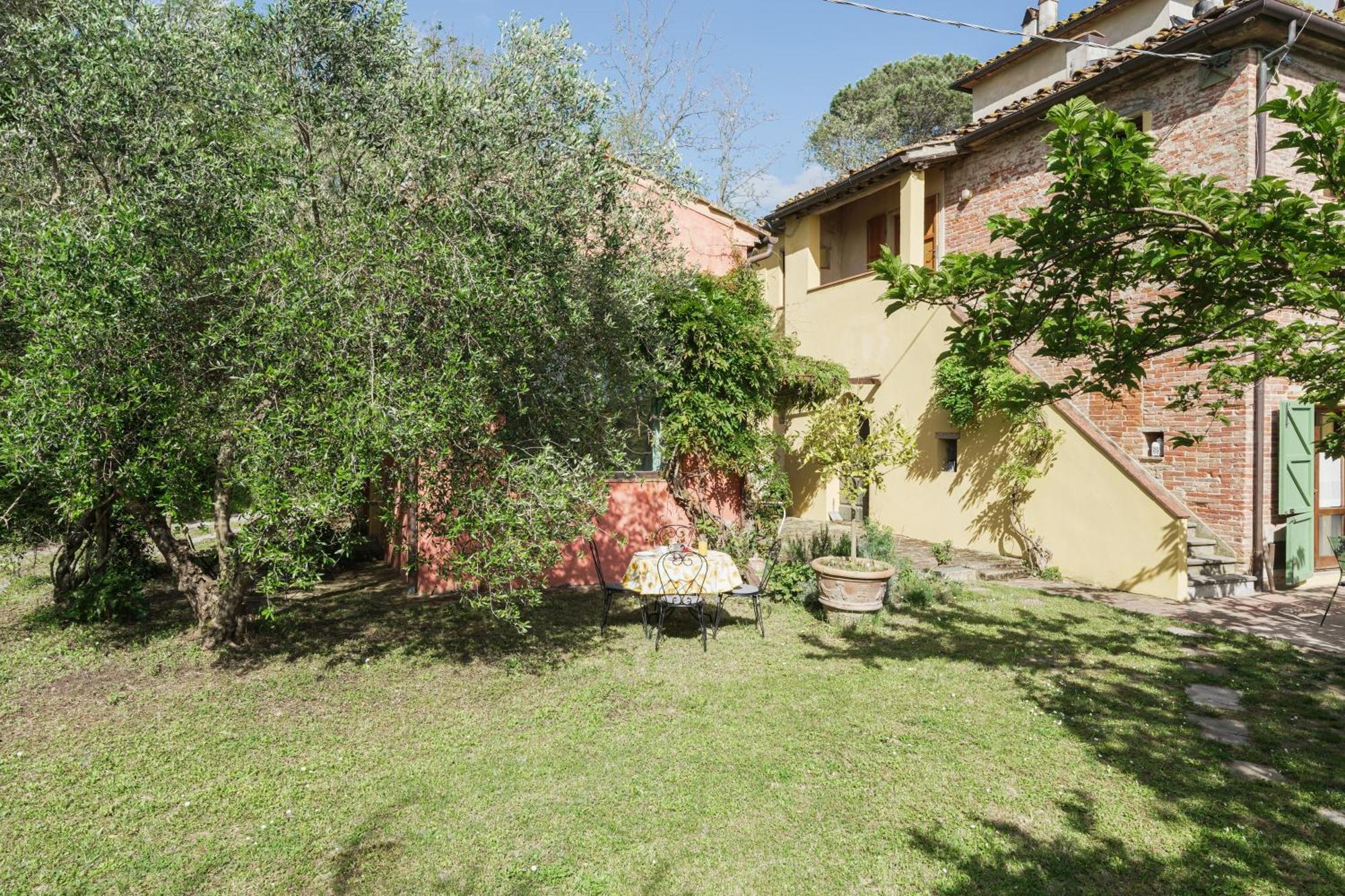 Agriturismo La Ca'Solare Palaia Luaran gambar