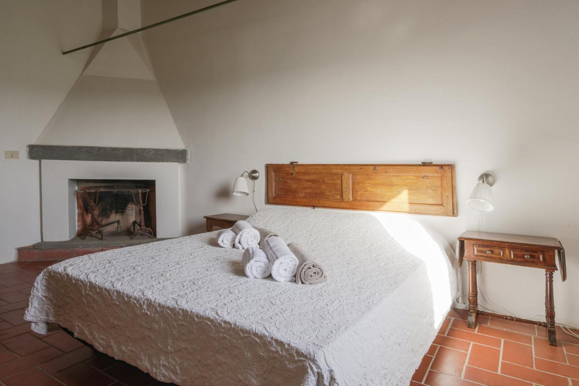 Agriturismo La Ca'Solare Palaia Luaran gambar