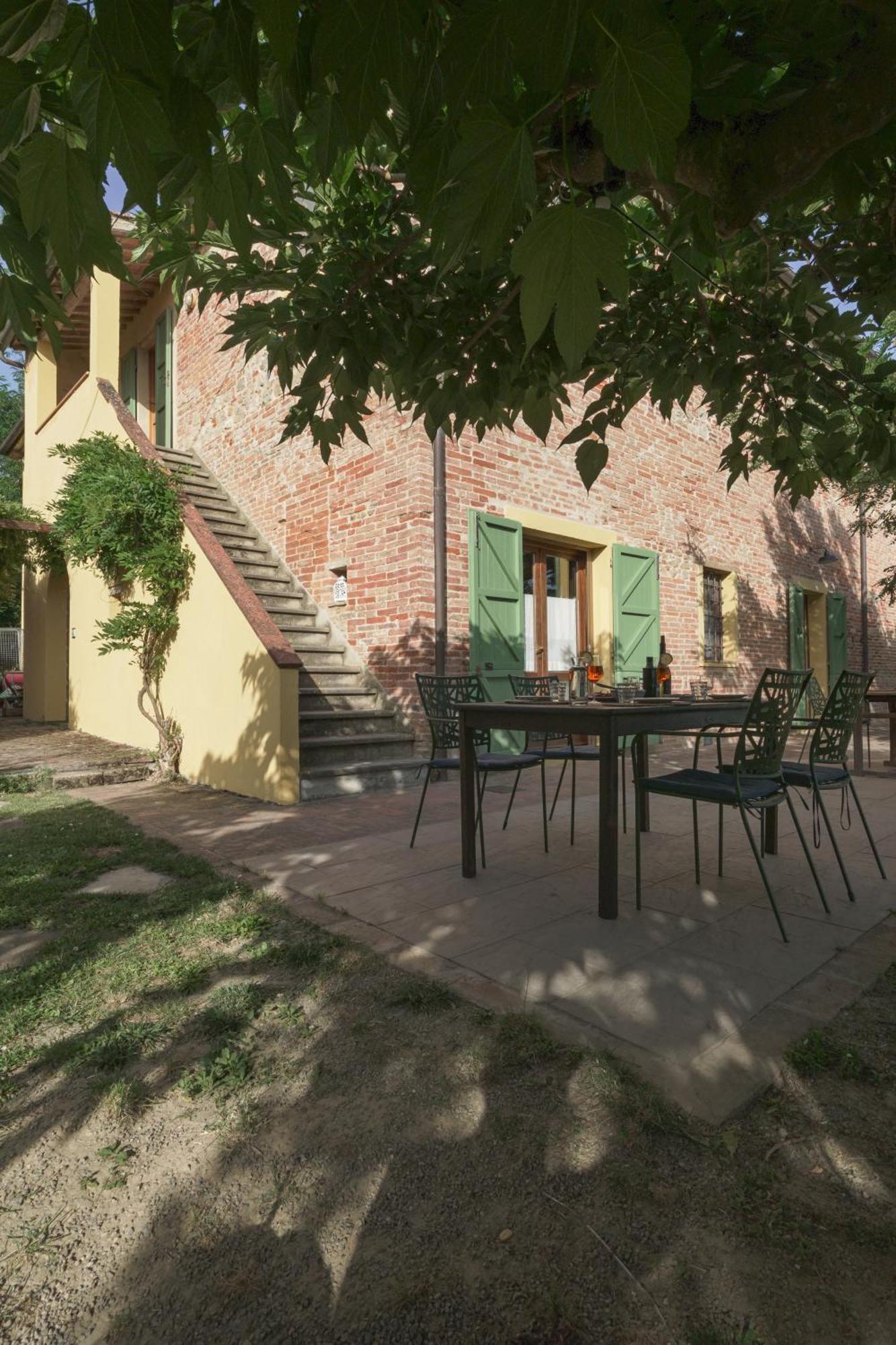 Agriturismo La Ca'Solare Palaia Luaran gambar