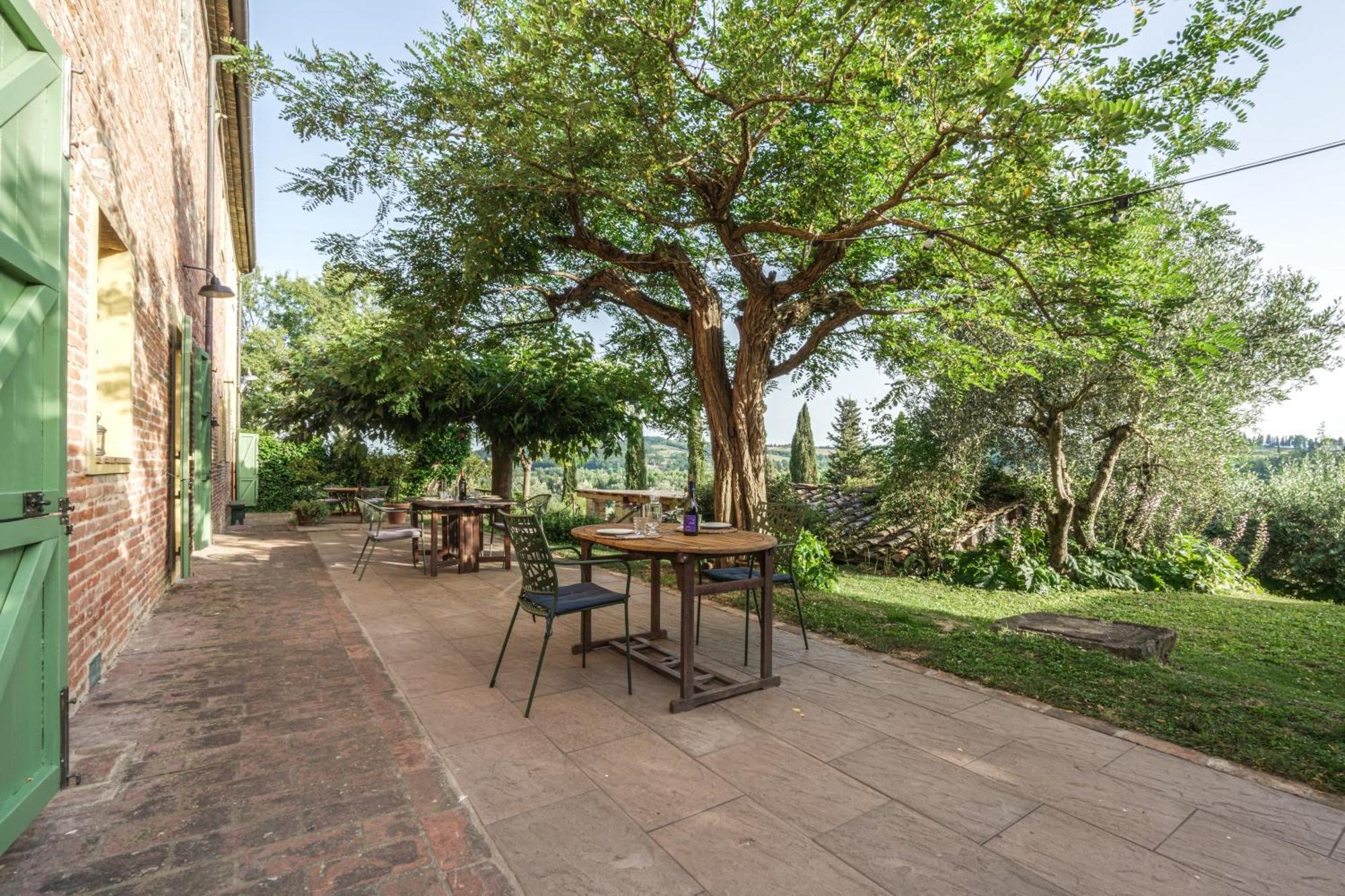 Agriturismo La Ca'Solare Palaia Luaran gambar
