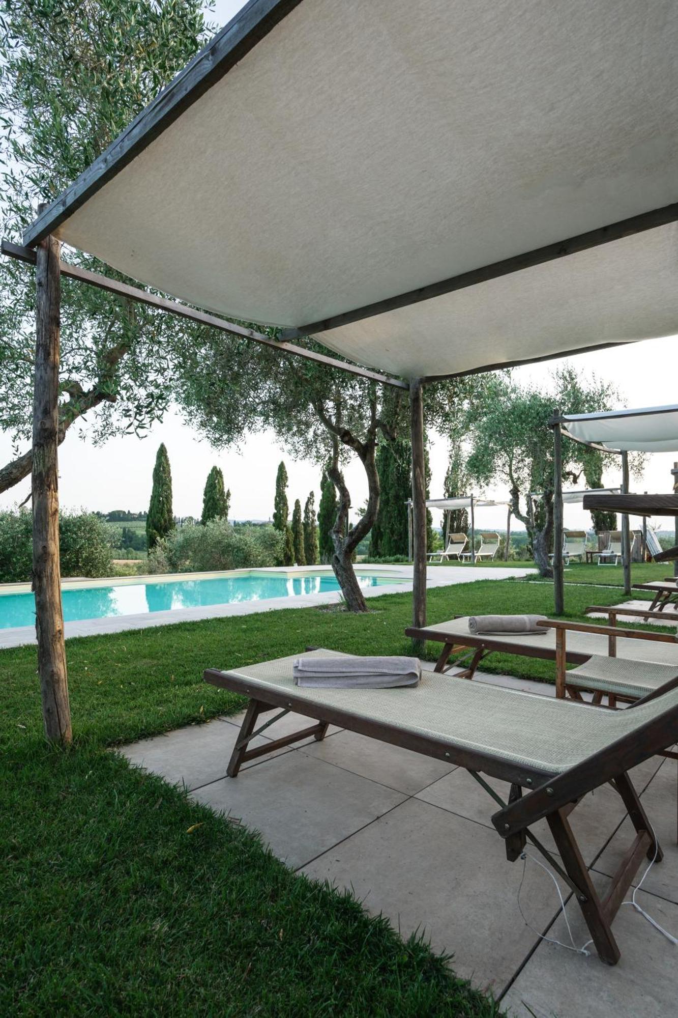 Agriturismo La Ca'Solare Palaia Luaran gambar
